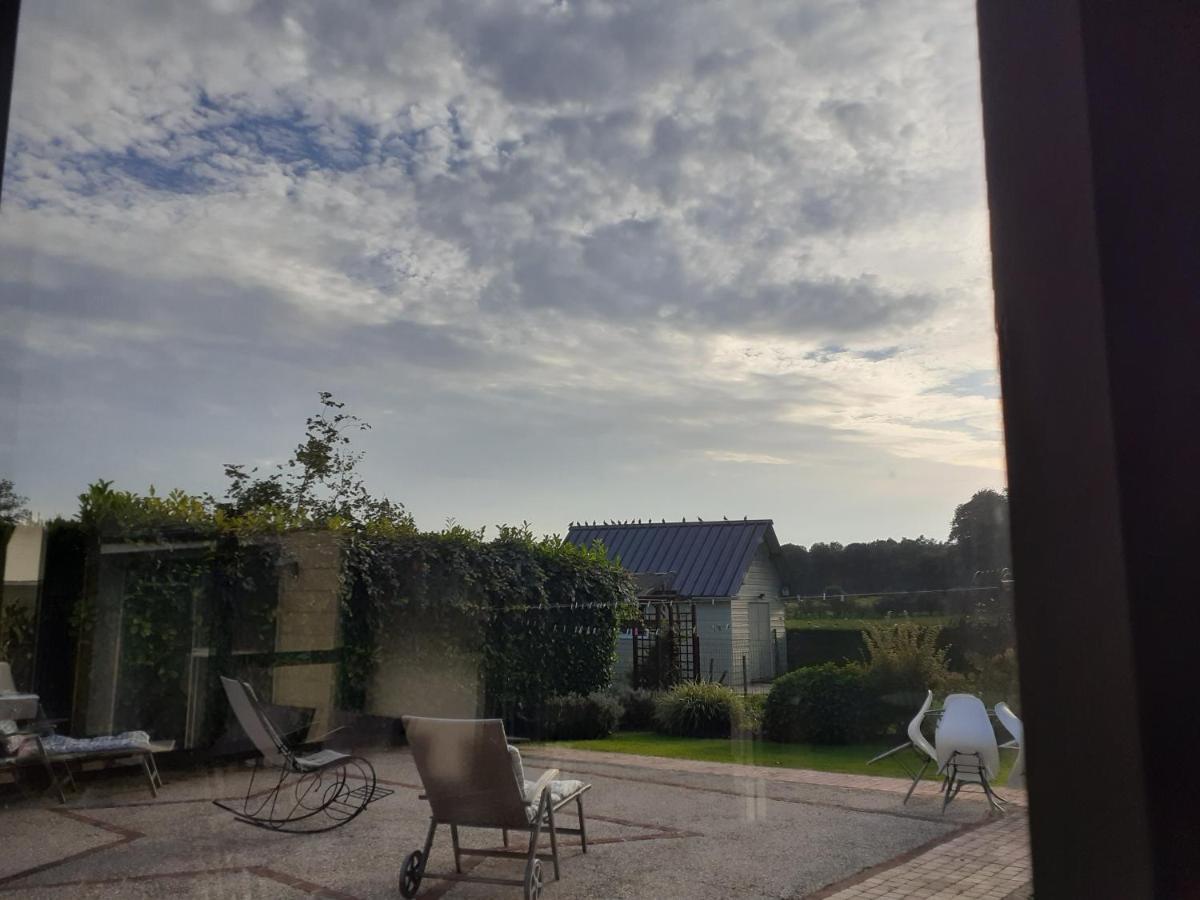 Bed and Breakfast Relais Des Tourterelles La Neuville-aux-Joutes Zewnętrze zdjęcie